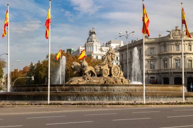 Cibeles Fountain, Madrid, İspanya 'daki sembolik Plaza de Cibeles' de..