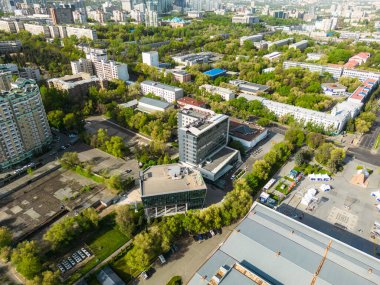 Almaty, Kazakistan - 28 Nisan 2023: Kok Tobe Tepesi Gondol tabelası