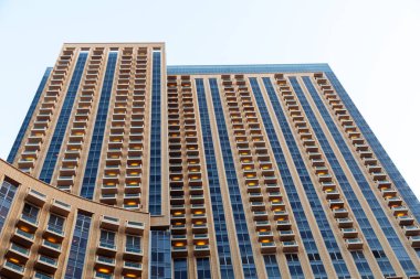 Dubai, Birleşik Arap Emirlikleri - 21 Haziran 2023: Dubai Marina Ay Kulesi