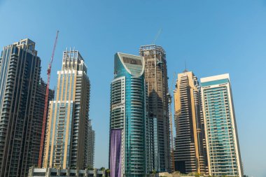 Dubai, Birleşik Arap Emirlikleri - 12 Ekim 2023 Dubai Marina Kanalı 'ndaki Yat ve Tekne İstasyonu