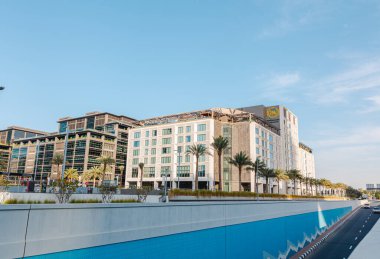 Dubai, Birleşik Arap Emirlikleri - 4 Mart 2024: 25 Hotel Dubai Bir Merkez Binası