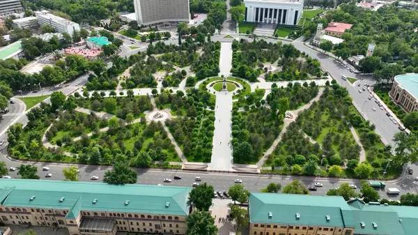 stock image Tashkent, Uzbekistan - May 24, 2022: Aerial view of Amir Timur Square in Tashkent Uzbekistan