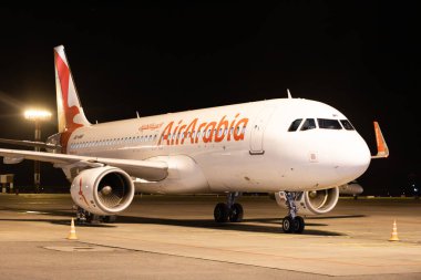 Bishkek, Kırgızistan - 26 Eylül 2023: A6-ANR Air Arabia Airbus A320-214 (WL)