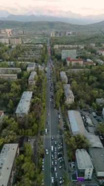 Kırgızistan 'ın Bişkek şehrinin hava manzarası
