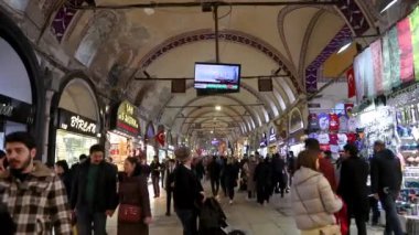 İstanbul, Türkiye - 18 Aralık 2019: İstanbul, Türkiye 'deki Grand Bazaar