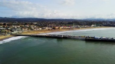 Santa Cruz Sahil İskelesi Eğlence Parkı 'nın hava manzarası