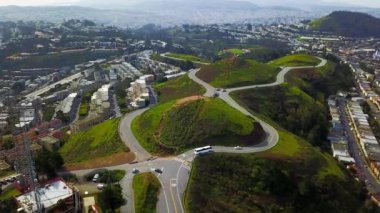San Francisco şehir tepelerinin hava manzarası