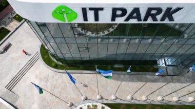 Taşkent, Özbekistan - 24 Mayıs 2021: Taşkent 'teki Özbekistan Hava Görüşü IT Parkı
