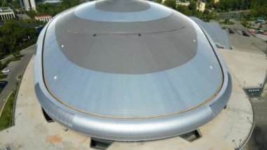 Taşkent, Özbekistan - 16 Mayıs 2023: Taşkent 'teki Humo Arena' nın havadan görünüşü. Humo Arena, 12500 kişilik kapasitesiyle Orta Asya 'nın en büyük hokey arenasıdır.