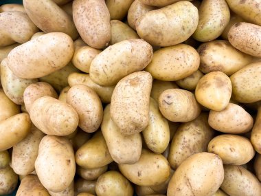 Patates, birkaç patates, taze sebze.