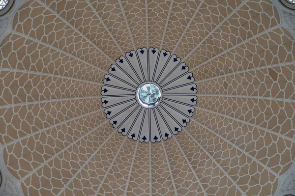 Vista Simétrica Mesquita Desgraça Dentro Arquitetura Islâmica — Fotografia de Stock
