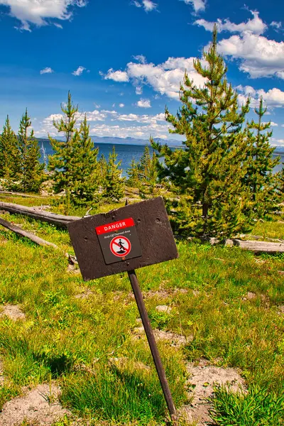Pemandangan Pemandangan Taman Yellowstone — Stok Foto