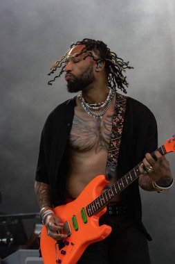 Makineli Tüfek Kelly ve grubu Tennessee 'de