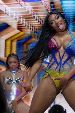 Meghan Thee Aygırı Memphis 'te gösteri yapıyor.