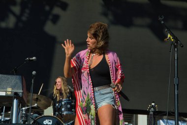 Grace Potter and her band play Memphis