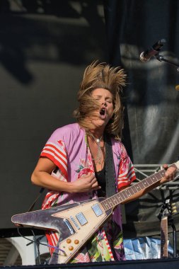 Grace Potter and her band play Beale Street music festival