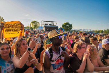 Al Kapone and his band play Beale street music festival