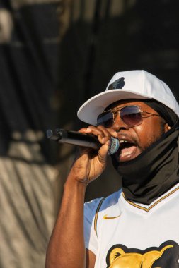 Al Kapone and his posse perform for the hometown crowd in Memphis