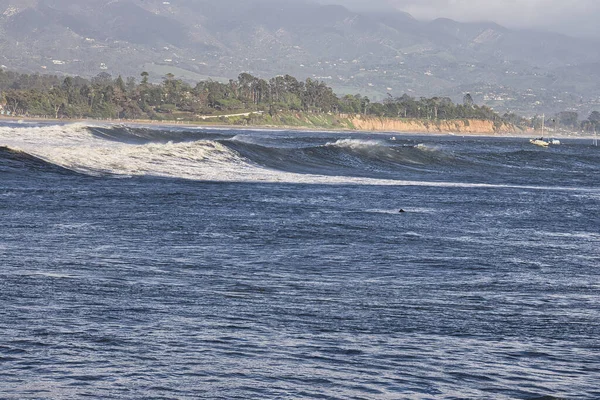 Biggest Waves Years Hit Santa Barbara Harbor — Stock Photo, Image