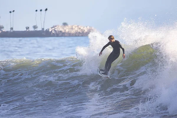Surfeando Grandes Olas Invierno Rincon Point California —  Fotos de Stock