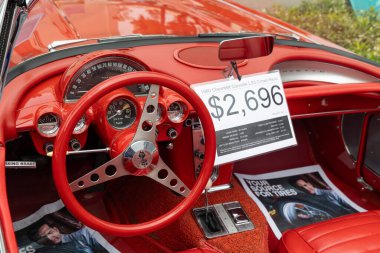 Carpinteria California 'da Rods and Roses araba fuarı