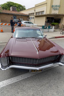 Carpinteria California 'da Rods and Roses araba fuarı