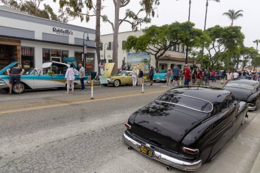 Carpinteria California 'da Rods and Roses araba fuarı