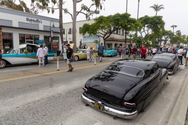 Carpinteria California 'da Rods and Roses araba fuarı