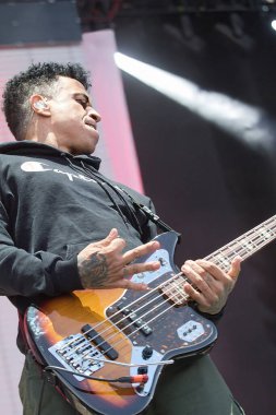 Manchester, Tennessee USA - 10-11-2019: Deftones Exit 111 festivalinde sahne aldı