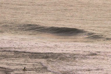 Santa Barbara Kanalı üzerinde kış fırtınası