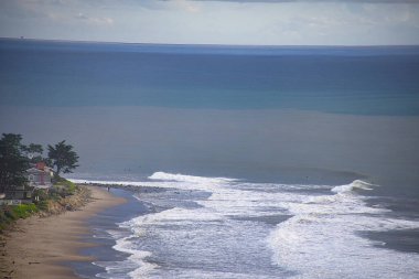 Gün batımında Santa Barbara Kanalı 'nda kış fırtınası
