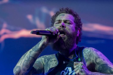 Malone ve grubu Bonnaroo müzik festivalinde sahne alacak.