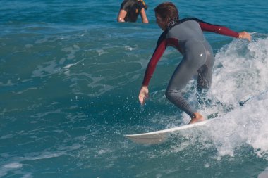 Sebastian Inlet, Florida 'da sörf ve balık tutma