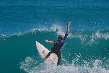 Sebastian Inlet, Florida 'da sörf ve balık tutma