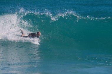Sebastian Inlet, Florida 'da sörf ve balık tutma