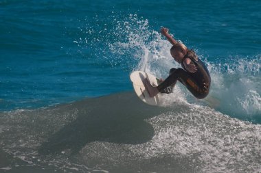 Sebastian Inlet, Florida 'da sörf ve balık tutma