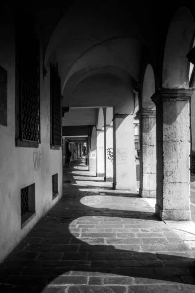 Passeggiata Sotto Gli Archi Padova Bianco Nero — Foto Stock