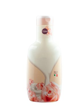 Banyo kremi, duş köpüğü beyaz arka planda izole edilmiş.