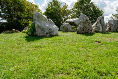 Bu megalitik mezarın bu kadar zamandır var olduğuna inanmak zor..