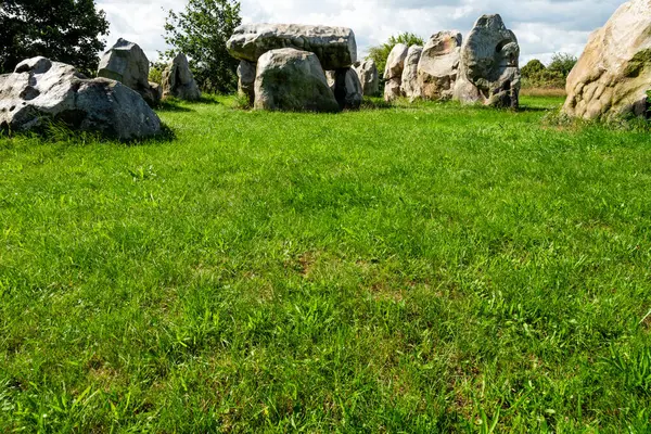Bu megalitik mezarın bu kadar zamandır var olduğuna inanmak zor..