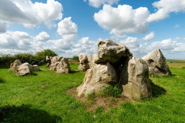 Bu megalitik mezarın bu kadar zamandır var olduğuna inanmak zor..