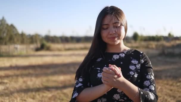 Young Woman Praying Hands Sunset Field Submission God High Quality — Vídeos de Stock