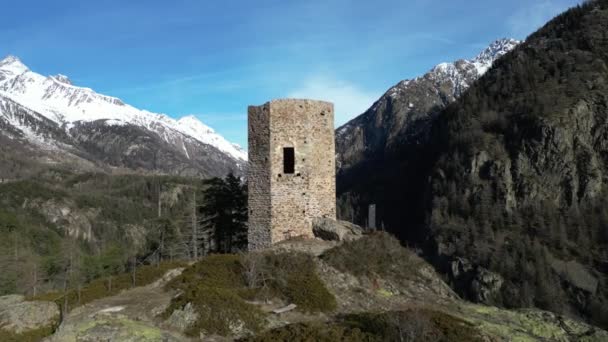 Vista Aérea Torre Tornalla Aosta Valley Itália Vista Frontal — Vídeo de Stock