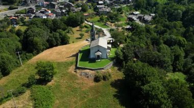 Saint Vincent Aosta Vadisi İtalya 'da yer alan San Maurizio di Moron Havacılık Kilisesi