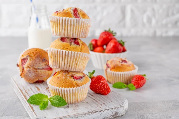 Homemade Strawberry Muffins Cupcakes Board Gray Background Selective Focus Copy — Stock Photo, Image