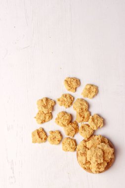 Endonezya mutfağı şekeri un unu tarifi nastar geleneksel fırın ev yapımı kek bisküvisi