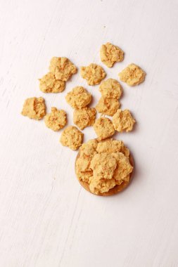 Endonezya mutfağı şekeri un unu tarifi nastar geleneksel fırın ev yapımı kek bisküvisi