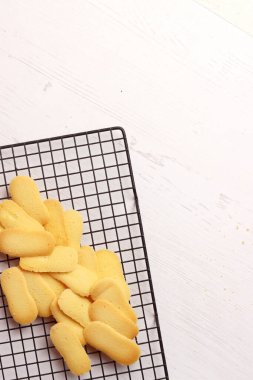 Endonezya mutfağı şekeri un unu tarifi nastar geleneksel fırın ev yapımı kek bisküvisi