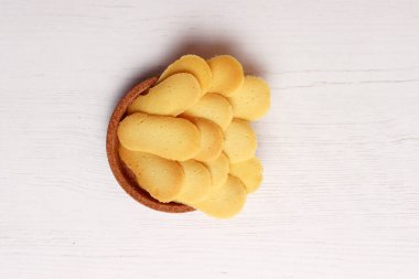 Endonezya mutfağı şekeri un unu tarifi nastar geleneksel fırın ev yapımı kek bisküvisi