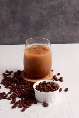 Kahve çekirdekleri espresso aroma kafein kafe kahve kapuçino içecek barista servis malzemesi latte
